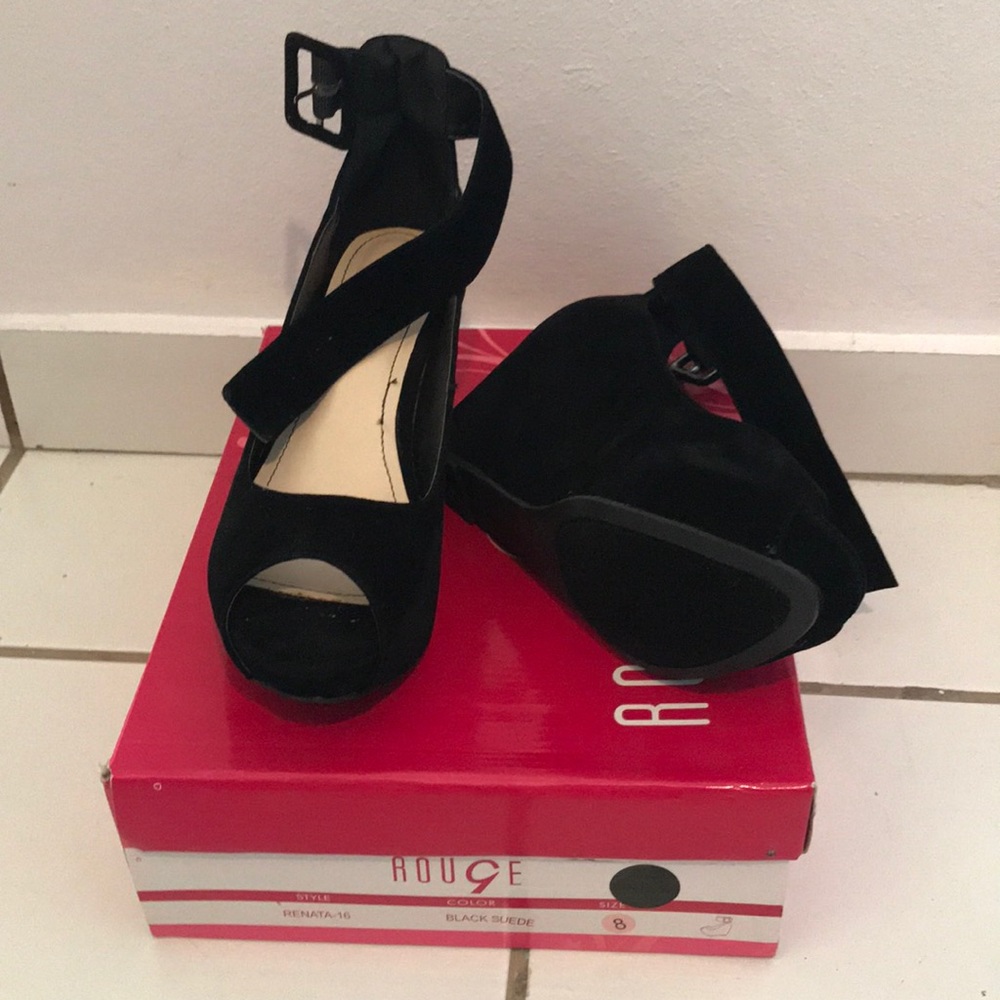 High heels 👠 Black Suede